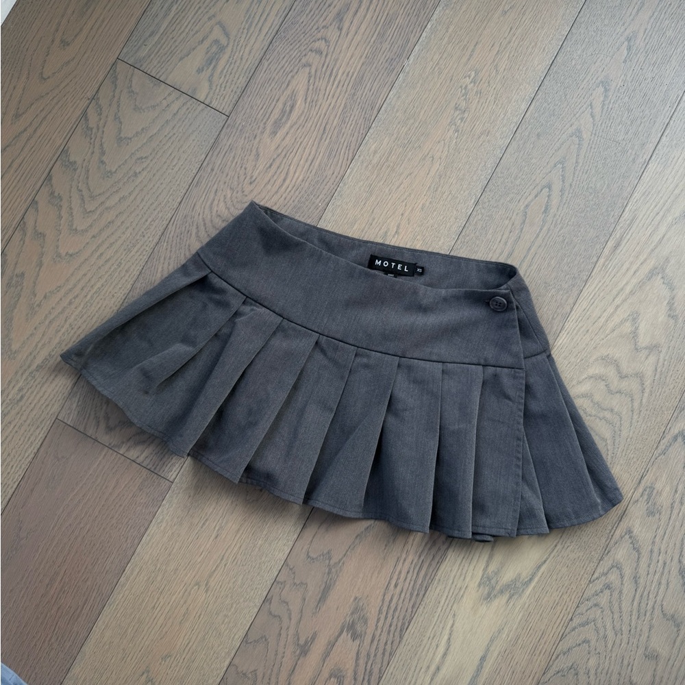 Motel Rocks Charcoal Pleated Mini Skirt